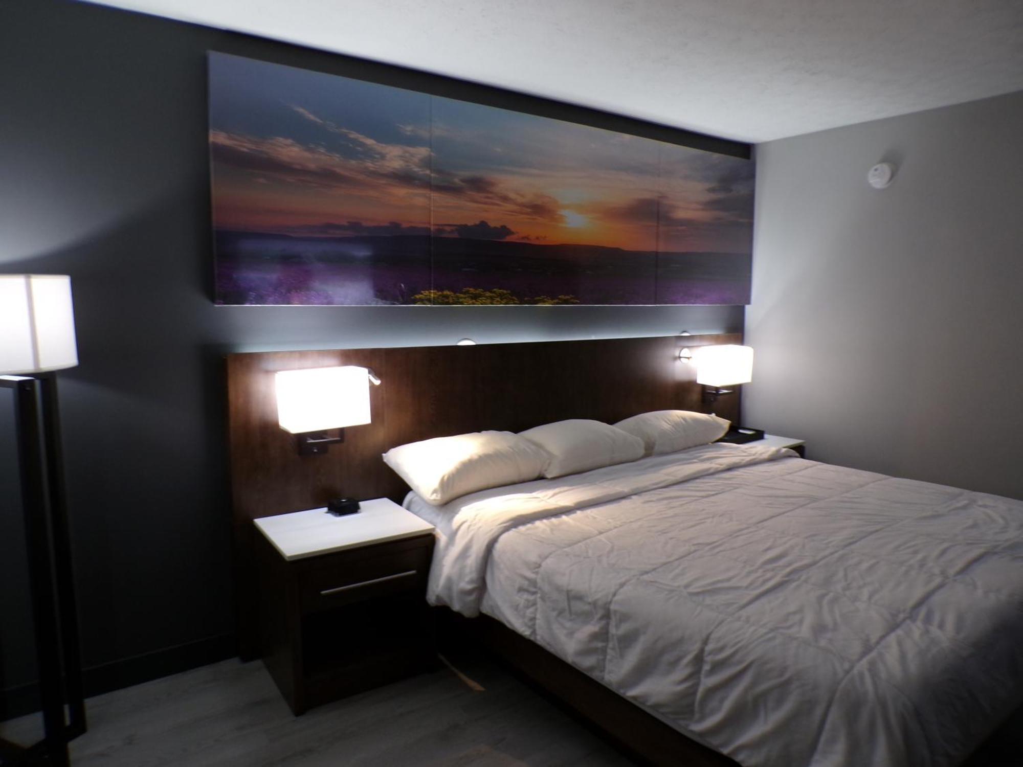Luxor Inn & Suites, A Travelodge By Wyndham Elkins Extérieur photo