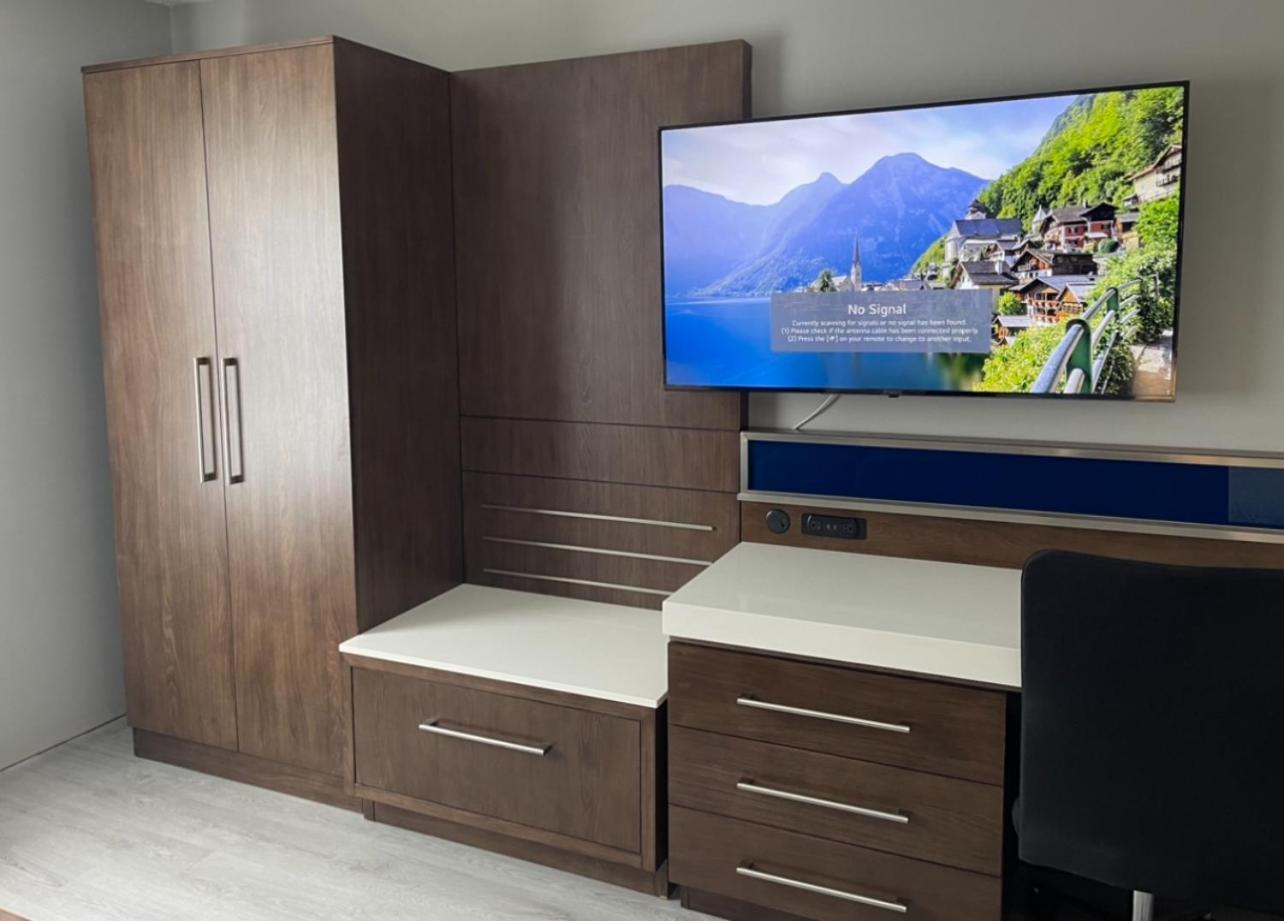 Luxor Inn & Suites, A Travelodge By Wyndham Elkins Extérieur photo