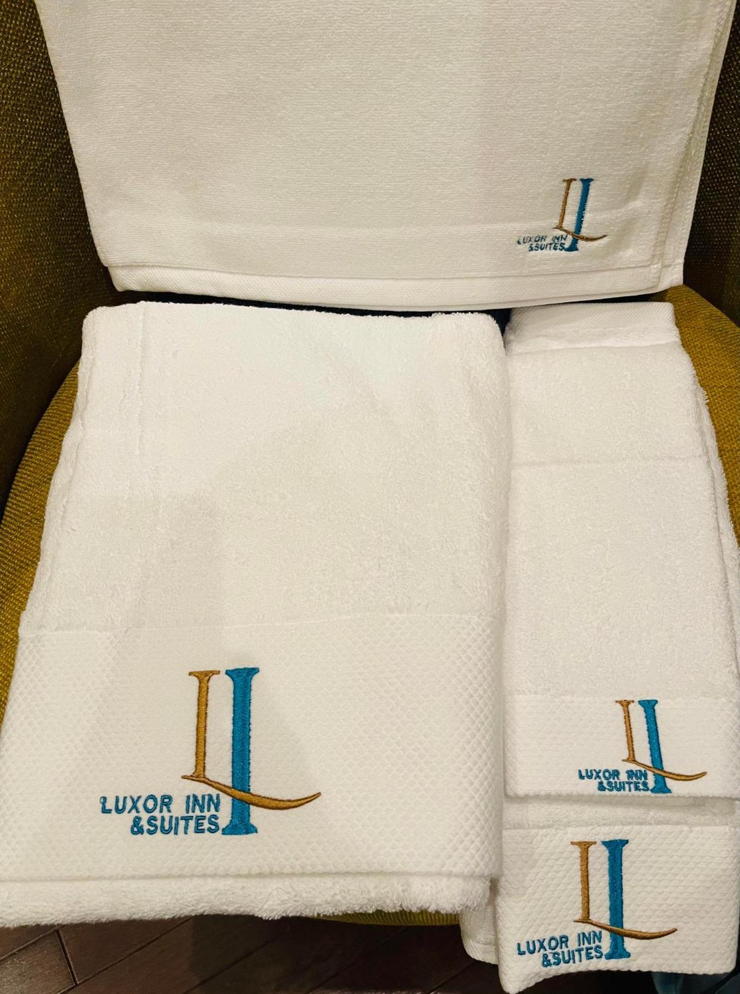 Luxor Inn & Suites, A Travelodge By Wyndham Elkins Extérieur photo